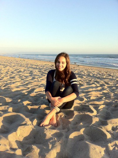 Mary Mouser Fotoğrafları 5