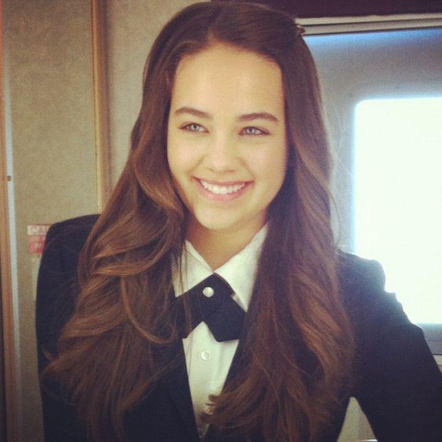 Mary Mouser Fotoğrafları 8