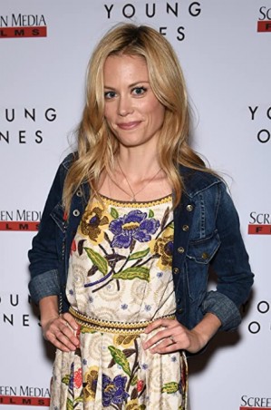 Claire Coffee Fotoğrafı