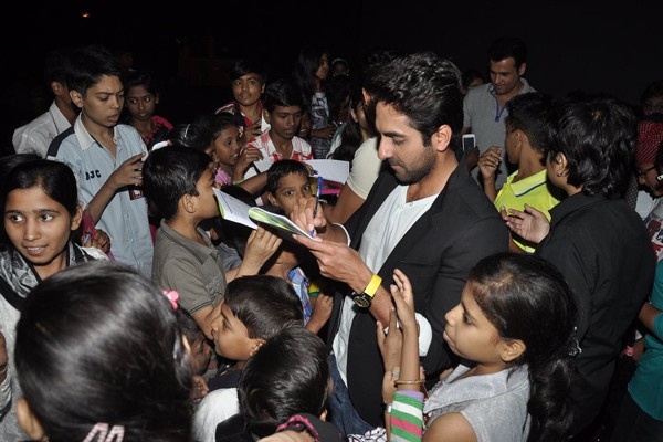 Ayushmann Khurrana Fotoğrafları 263