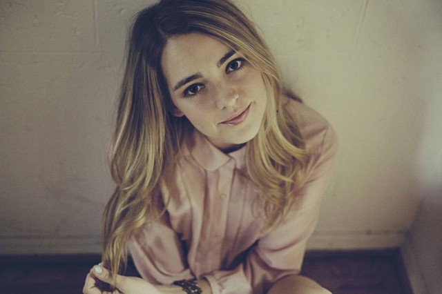 Katelyn Tarver Fotoğrafları 93