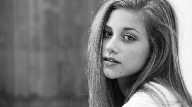 Lili Reinhart Fotoğrafları 10