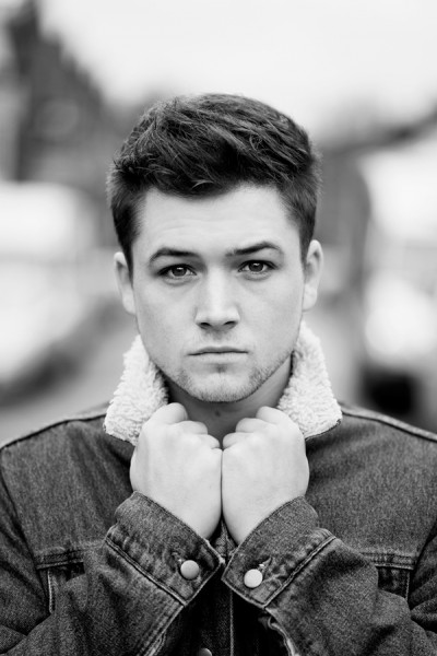 Taron Egerton Fotoğrafları 10