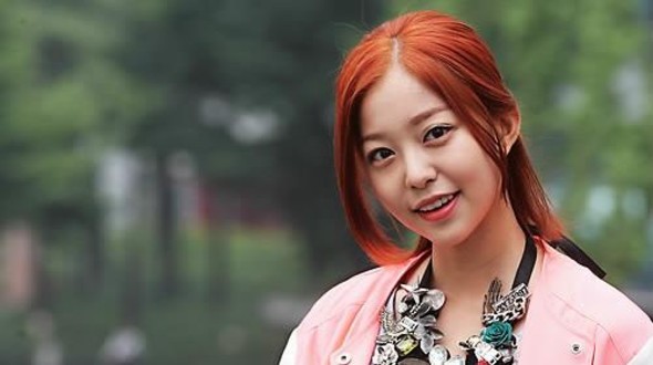 Kim Ga-eun (i) Fotoğrafı