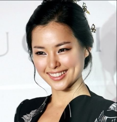 Honey Lee Fotoğrafı