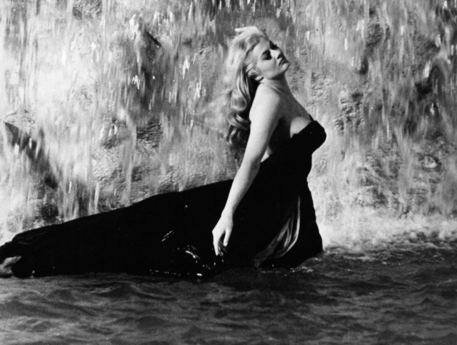 Anita Ekberg Fotoğrafları 7