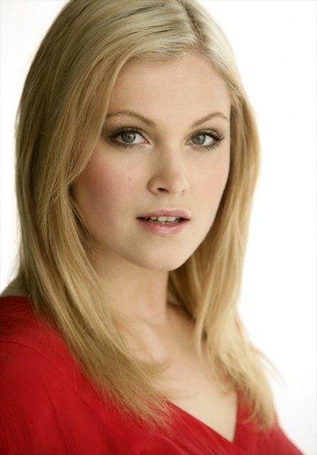Eliza Taylor Fotoğrafı