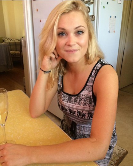 Eliza Taylor Fotoğrafı