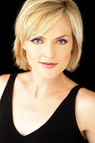 Elaine Hendrix Fotoğrafları 2