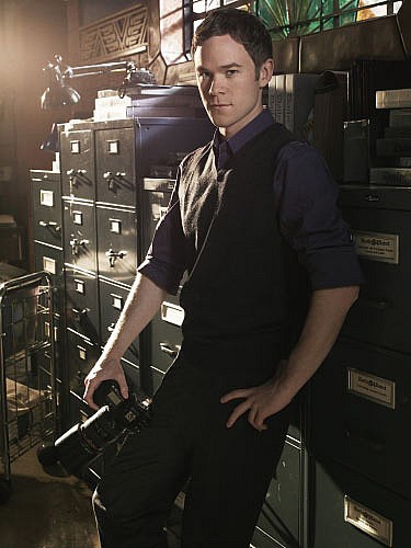 Aaron Ashmore Fotoğrafları 10