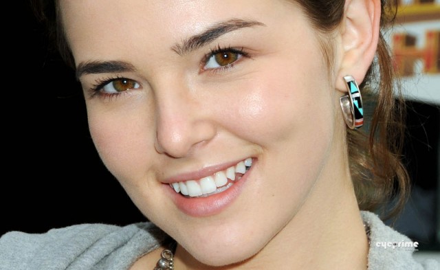 Zoey Deutch Fotoğrafı