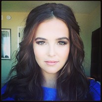 Zoey Deutch Fotoğrafı