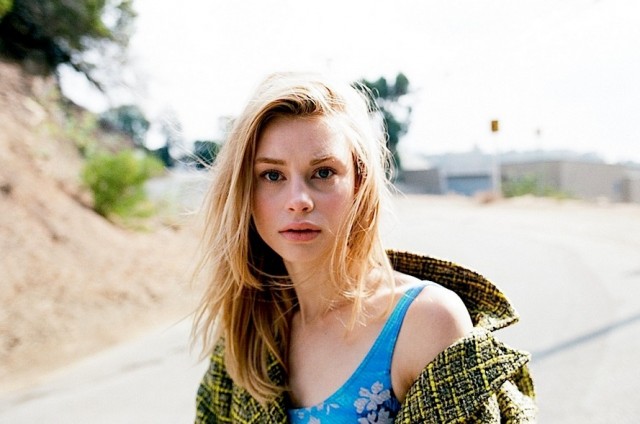 Lucy Fry Fotoğrafı