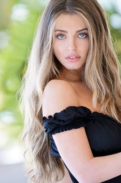 Eliana Jones Fotoğrafı