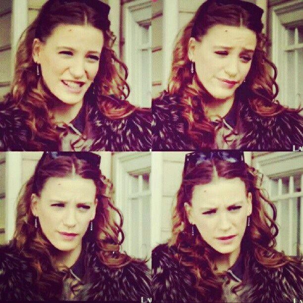 Serenay Sarıkaya Fotoğrafları 105