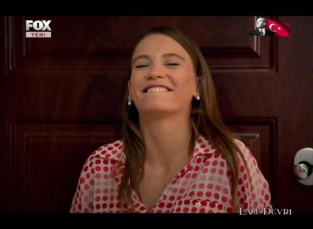 Serenay Sarıkaya Fotoğrafı