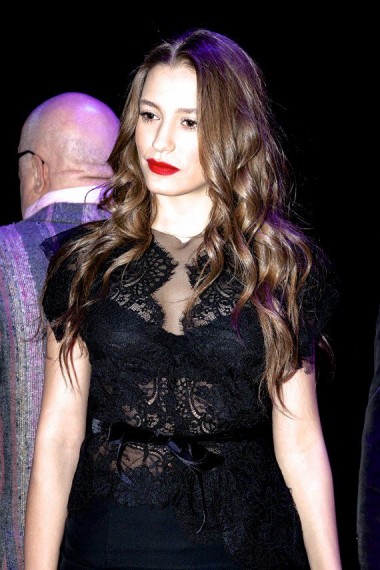 Serenay Sarıkaya Fotoğrafı