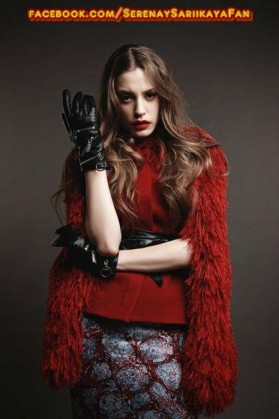Serenay Sarıkaya Fotoğrafı