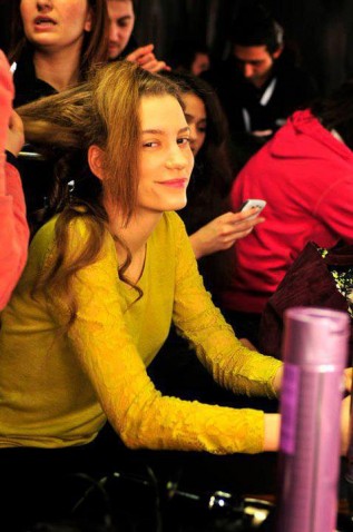 Serenay Sarıkaya Fotoğrafı