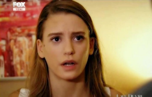 Serenay Sarıkaya Fotoğrafı