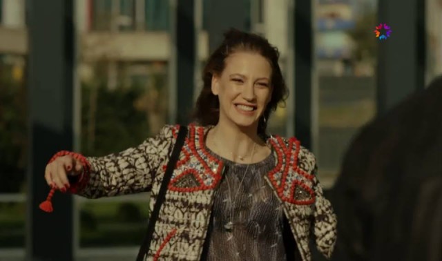 Serenay Sarıkaya Fotoğrafı