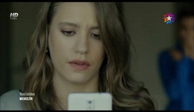 Serenay Sarıkaya Fotoğrafı