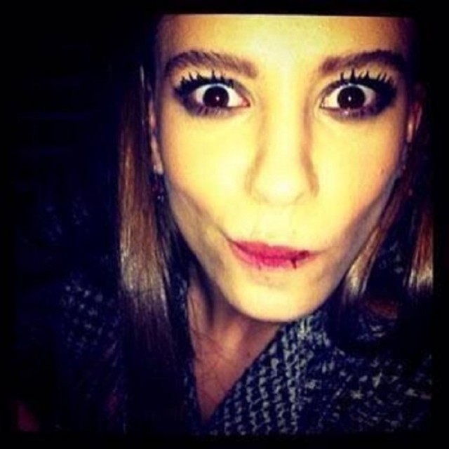 Serenay Sarıkaya Fotoğrafı