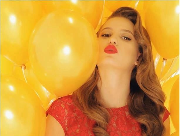 Serenay Sarıkaya Fotoğrafı