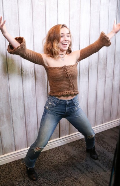 Haley Lu Richardson Fotoğrafı
