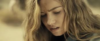 Haley Lu Richardson Fotoğrafı