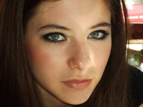 İpek Yaylacıoğlu Fotoğrafı