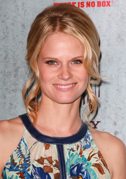 Joelle Carter Fotoğrafları 11