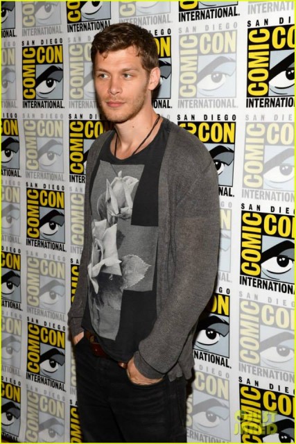 Joseph Morgan Fotoğrafı