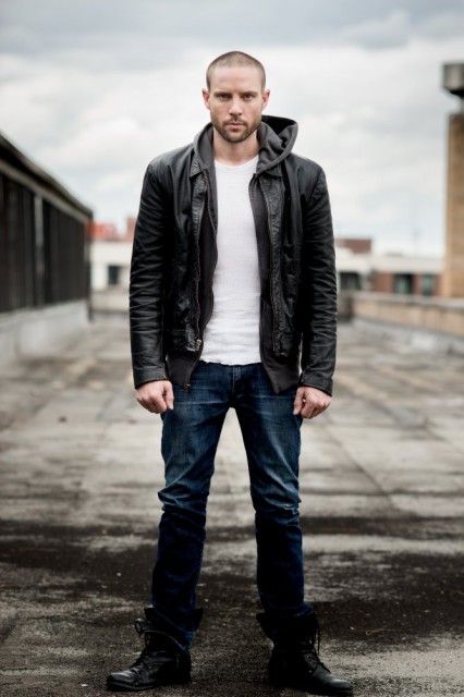 Michael Aaron Milligan Fotoğrafı