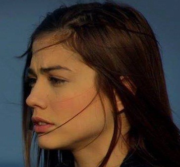 Demet Özdemir Fotoğrafları 100