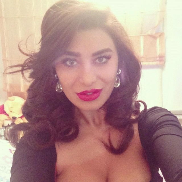 Ebru Şancı Resimleri