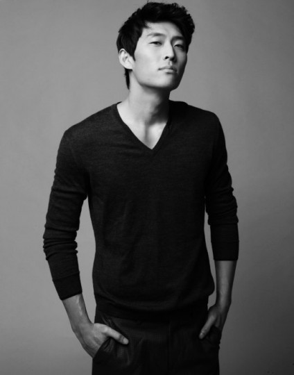 Go Joon Fotoğrafı