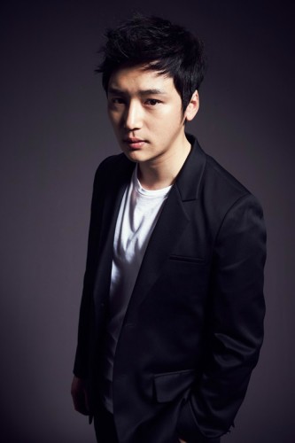 Byun Yo-han Fotoğrafı