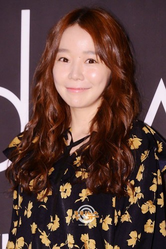 Kim So-Yeon (ii) Fotoğrafı