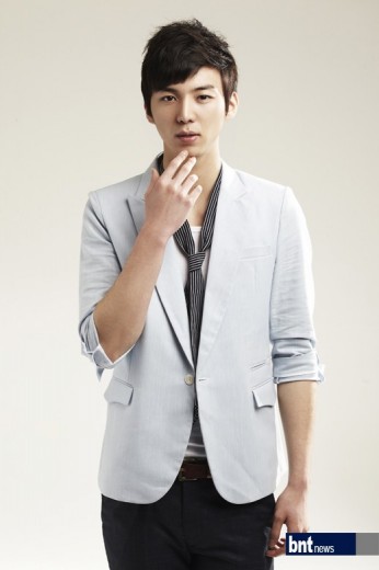 Kang Da-Bin fotoğrafı