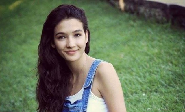 Aybüke Pusat Fotoğrafı