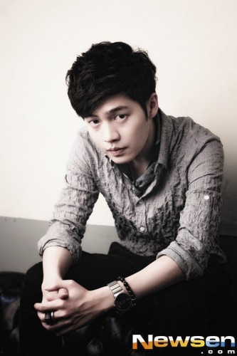 Son Seung-Won Fotoğrafı