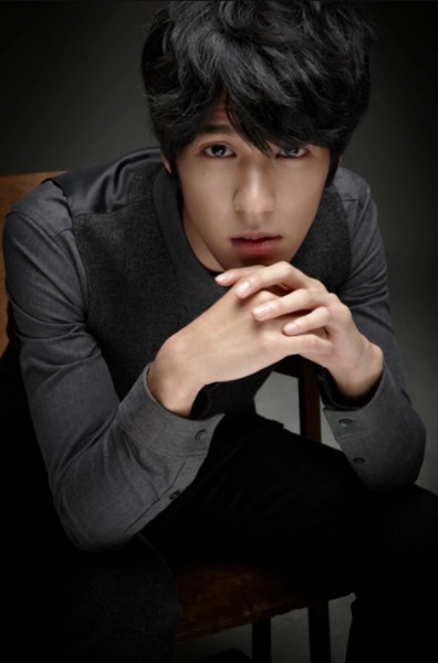 Baek Seung-Heon Fotoğrafları 3