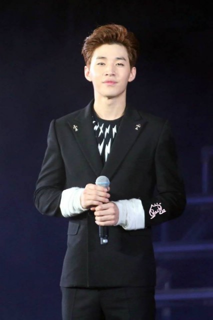 Henry Lau Fotoğrafları 2