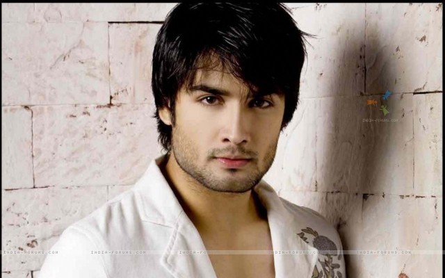 Vivian Dsena Fotoğrafları 2