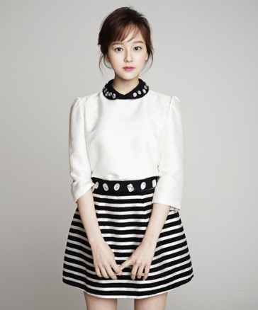 Yoon Ye-joo Fotoğrafı