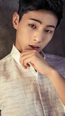 Ji Soo Fotoğrafı