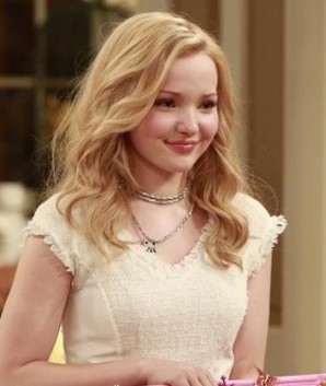 Dove Cameron Fotoğrafları 141