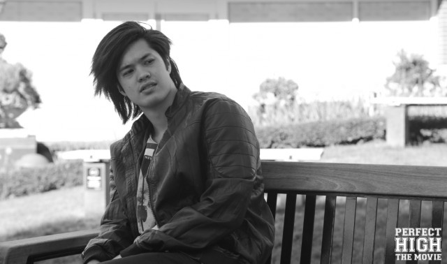 Ross Butler Fotoğrafı