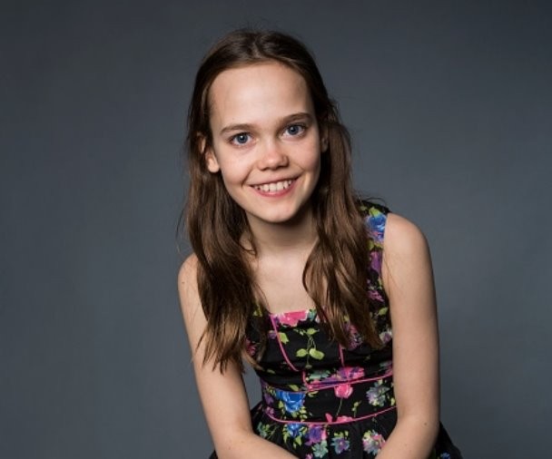 Oona Laurence Fotoğrafları 23